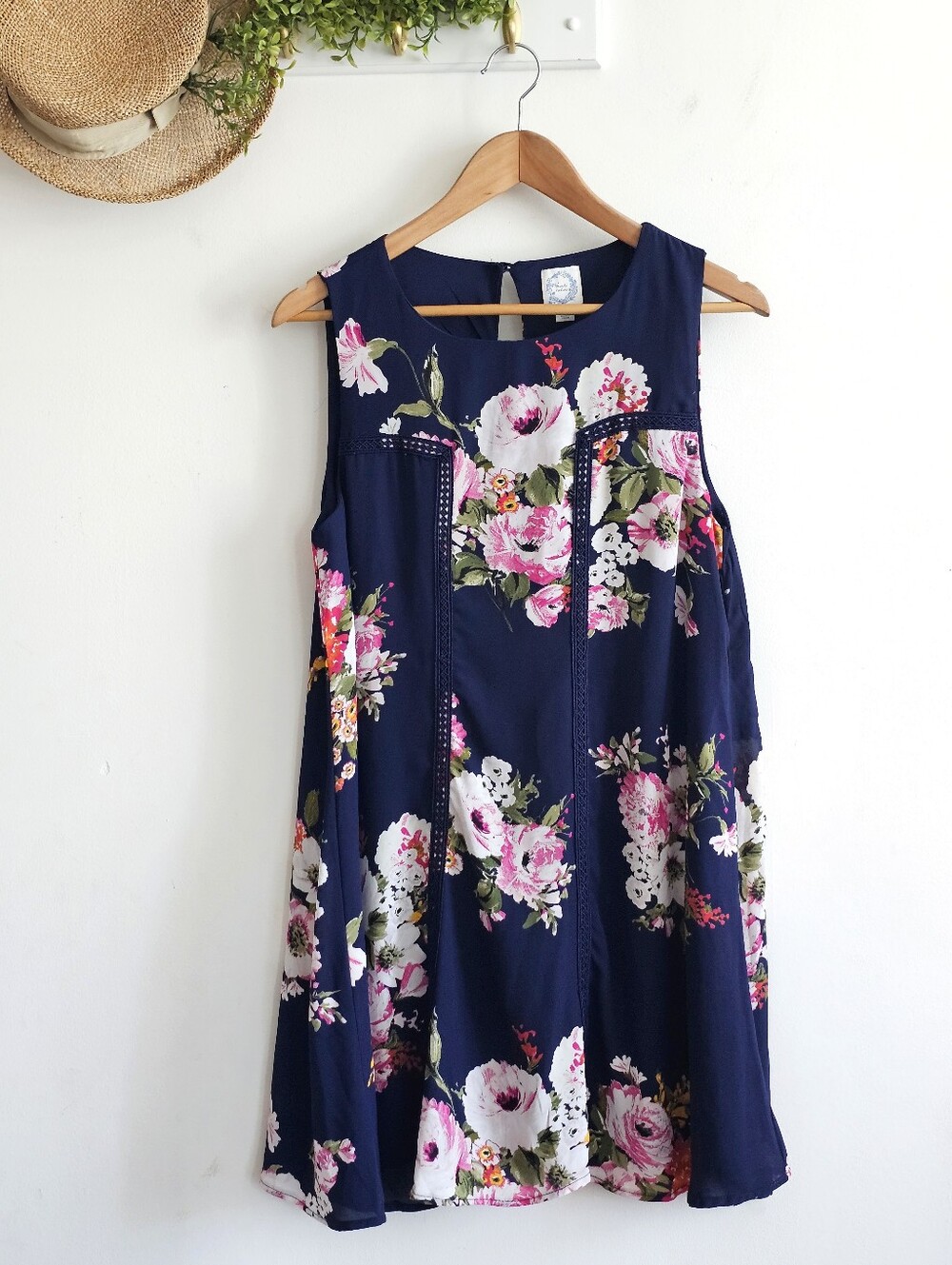 Blue Rain Navy Floral Sleeveless Lace Trim Shift Dress Women’s Small